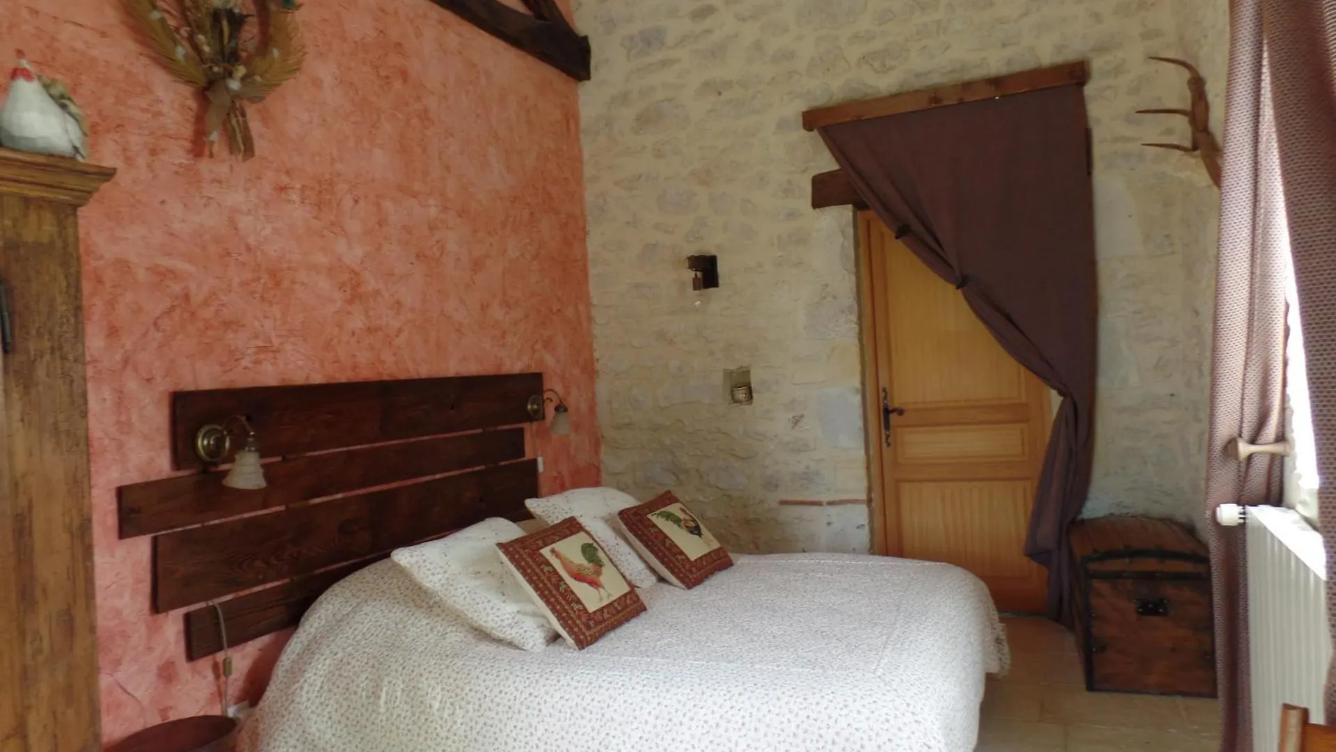 Bed & Breakfast Mas Laborde Bed and Breakfast Mauroux  Frankrig